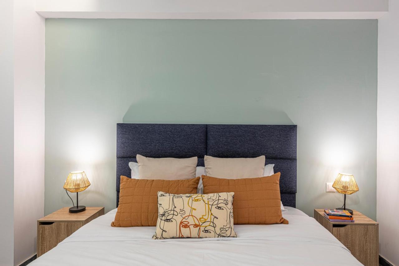 Phaedrus Living: City Center Luxury Flat Loukianou Athene Buitenkant foto