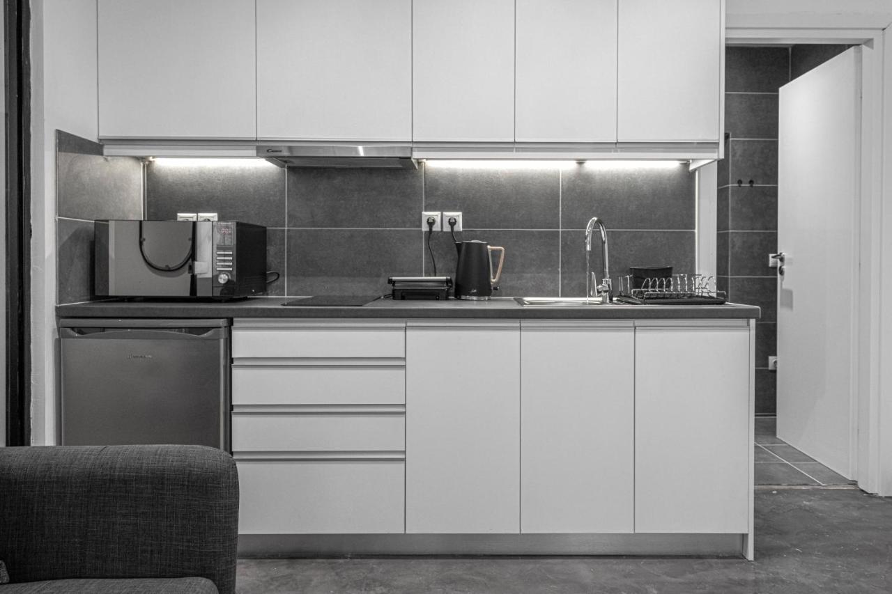 Phaedrus Living: City Center Luxury Flat Loukianou Athene Buitenkant foto